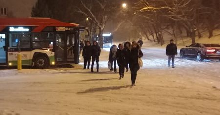 ZTM o opóźnieniach w kursowaniu autobusów: „Obecnie sytuacja się stabilizuje”