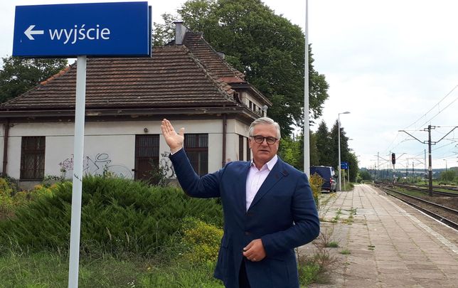 Jarosław Lasecki z Koalicji Obywatelskiej przejmuje niezrealizowaną obietnicę Beaty Szydło. 