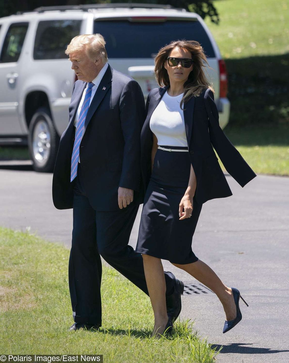 Melania Trump w komplecie od Michaela Korsa