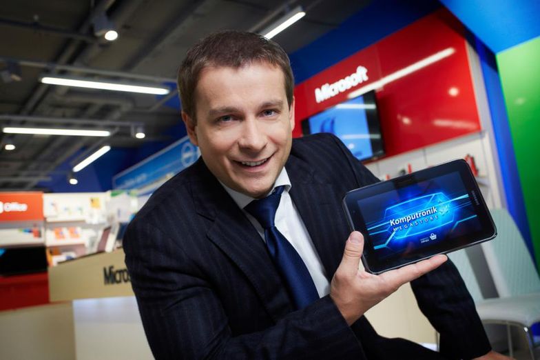 Komputronik chwali się rosnącą sprzedażą. Kolejny przykład działania 500+?