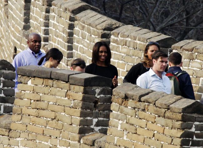 Michelle Obama mówi w Syczuanie o równości etnicznej