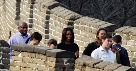 Michelle Obama mówi w Syczuanie o równości etnicznej