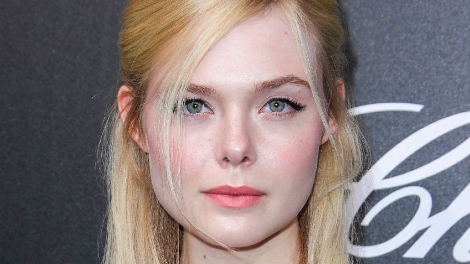 Elle Fanning zasłabła podczas uroczystej kolacji w Cannes