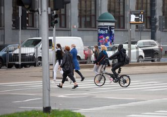 Polacy uciekają od wysokich podatków. Tylu liniowców nie było jeszcze nigdy. A rząd chce "resetu"