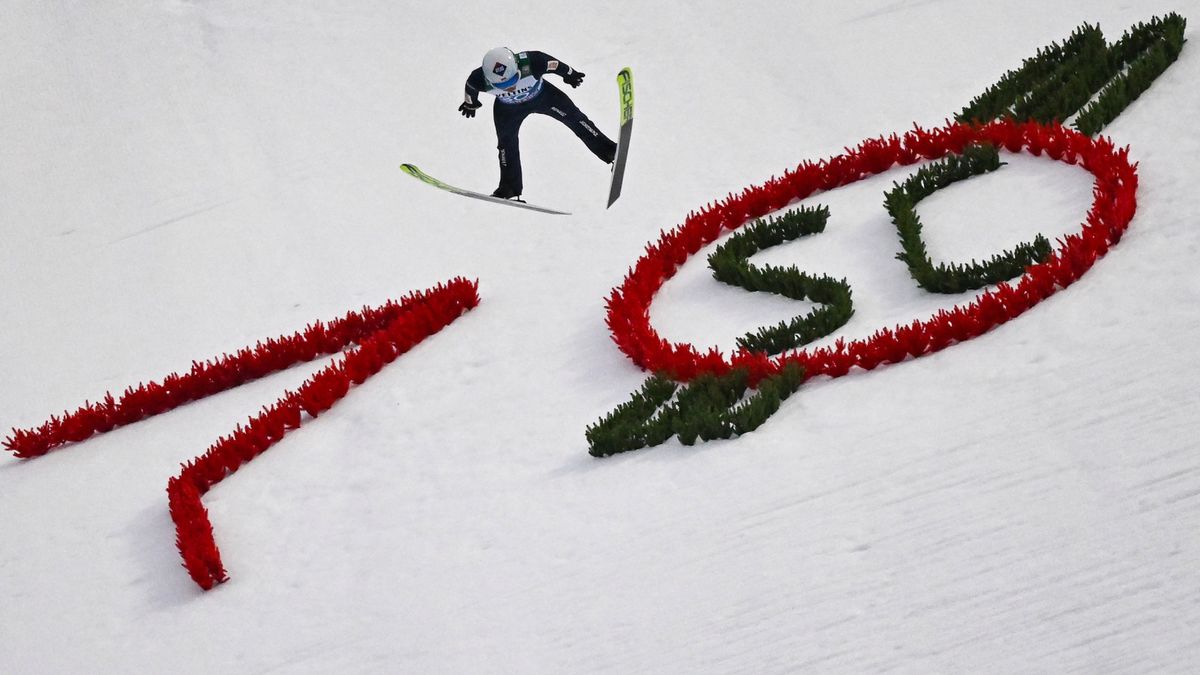 Zdjęcie okładkowe artykułu: PAP/EPA / Philipp Guelland / Na zdjęciu: Kamil Stoch