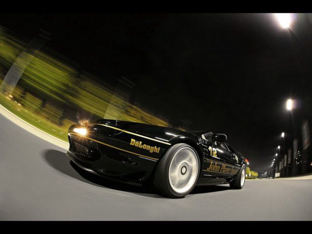 W legendarnych barwach – Cam Shaft Esprit V8 (2012)