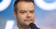 Kpina z rzecznika PiS. W TVN przypomnieli, kim był kiedyś Rafał Bochenek