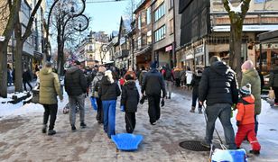 "Naliczyłem 40 autokarów". We wszystkich turyści z jednego kraju