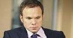 Norbert Leo Butz bratem Bena Mendelsohna u twórców "Układów"