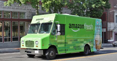 Amazon pracuje nad "Uberem logistyki". Nowa aplikacja będzie łączyć przewoźników i klientów