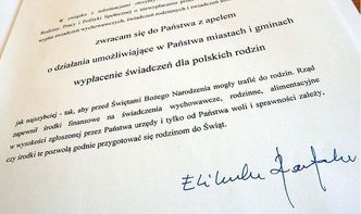 Pieniądze z "Rodzina 500+" jeszcze przed świętami. Minister apeluje, niektóre samorządy słuchają