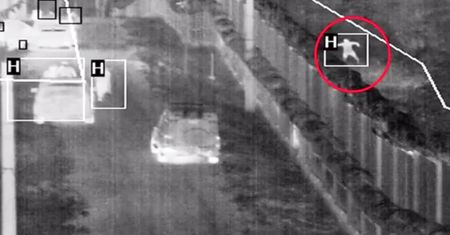 Nielegalni migranci na granicy. Nagrania z ataków na polskich strażników