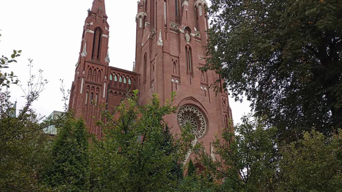 W Dąbrowie Górniczej doszło do orgii na parafii, wybuchł potężny skandal