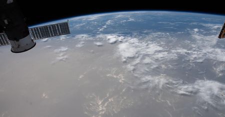 Zaćmienie słońca. NASA pokazała zdjęcia z kosmosu