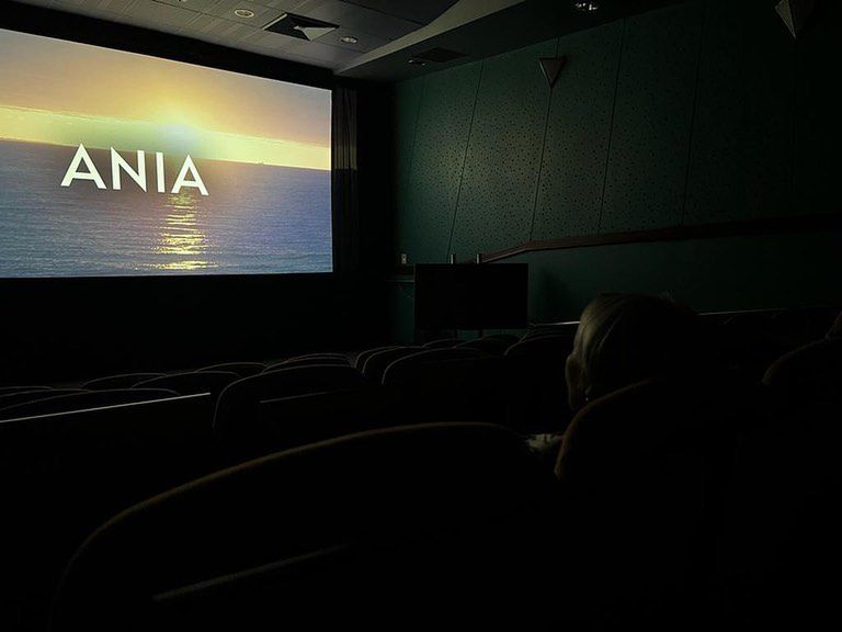 Jarosław Bieniuk i Oliwia obejrzeli film o Annie Przybylskiej