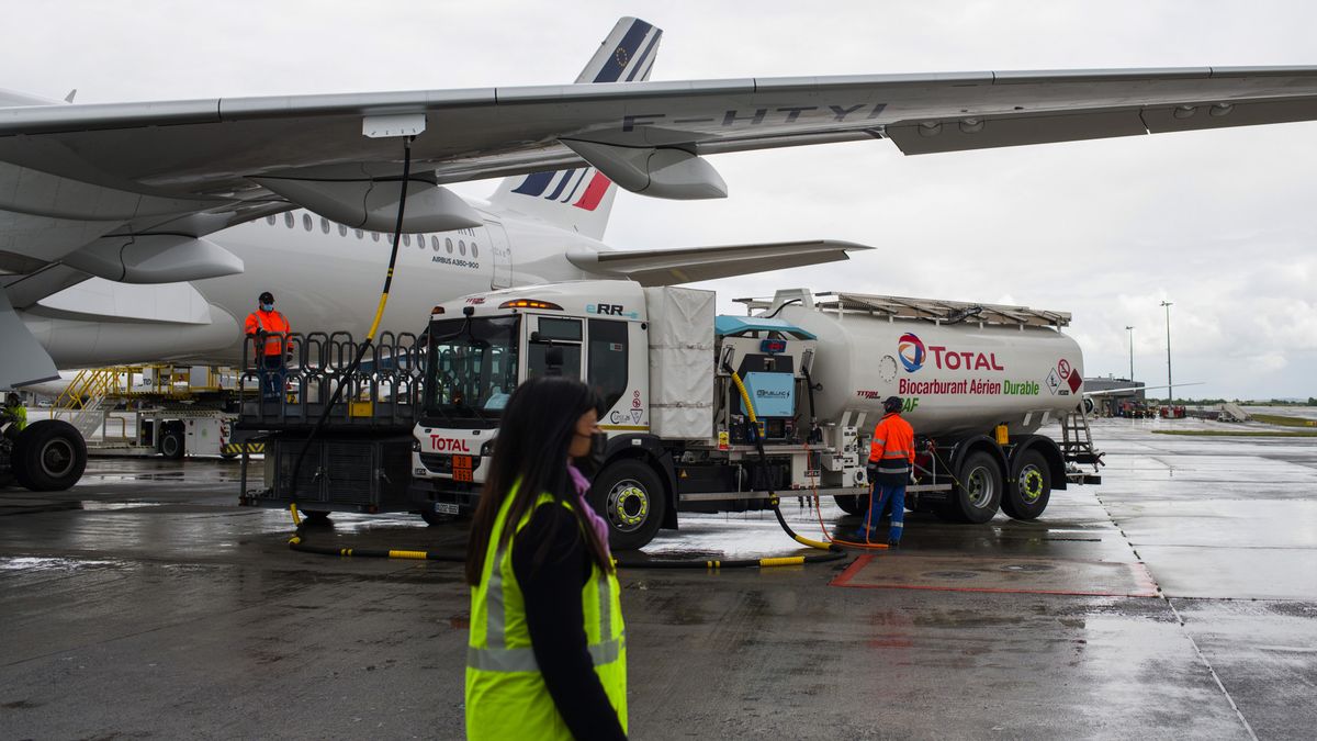 Airbus uważa, że SAF to droga do dekarbonizacji lotnictwa