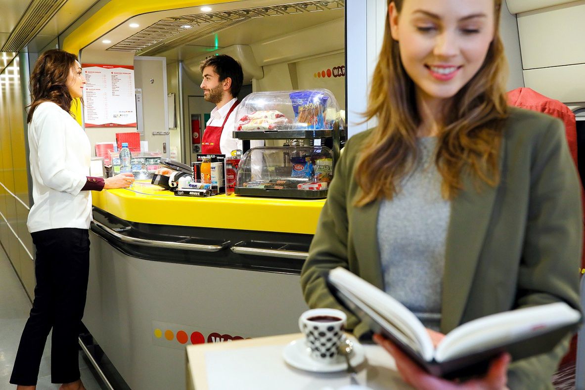 Od soboty znowu zjesz w Warsie. Pendolino przywraca gastronomię