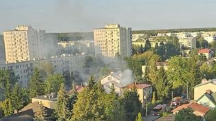 Warszawa: Pożar garażu przy budynku jednorodzinnym w Wawrze