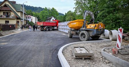 Ten rejon Zakopanego zmienia się nie do poznania. Zniknęły "wąskie gardła", trwa kluczowa przebudowa