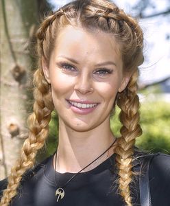 Małgorzata Tomaszewska wypoczywa na Santorini. Chwali się szczupłą, opaloną sylwetką