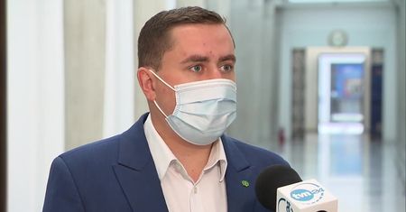 “Rządcy zbierają owoce upolitycznienia wymiaru sprawiedliwości”. 57 miliardów euro na razie nie trafi do Polski.