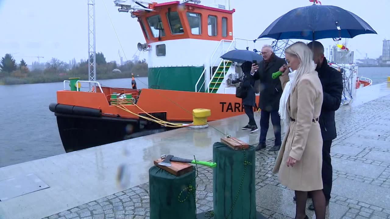 “Jak istotna jest rola lodołamaczy to rzecz oczywista”. Chrzest nowych jednostek w Szczecinie.