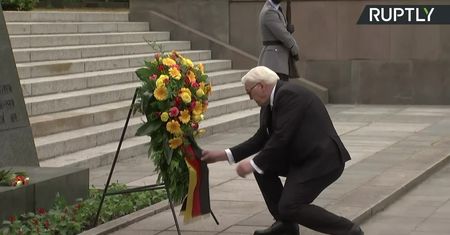80. rocznica ataku Niemiec na ZSRR. Prezydenci obu krajów osobno oddali hołd ofiarom wojny.