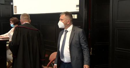 Wyrok ośmiu lat więzienia dla konwojenta za skok stulecia.