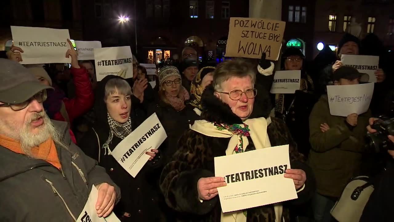 “Decyzja polityczna”. Protest przeciwko odwołaniu dyrektora Teatru Słowackiego w Krakowie