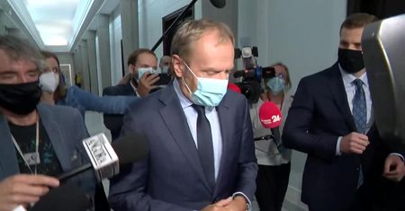 D. Tusk do reportera TVP: Wiedziałem, że osiągnęliście poziom propagandy partyjnej, ale na takim dnie, to nie sądziłem.