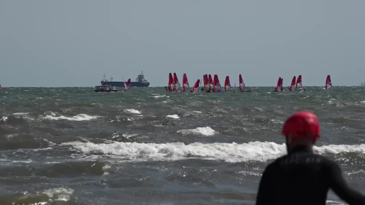 Regaty o Puchar Prezydenta Sopotu. Jedne z najstarszych zawodów windsurfingowych w Polsce.