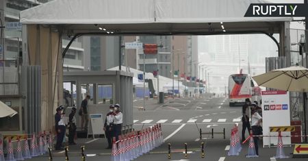 Pierwsze ekipy zameldowały się w nowo otwartej wiosce olimpijskiej. Igrzyska w Tokio ruszają 23 lipca.