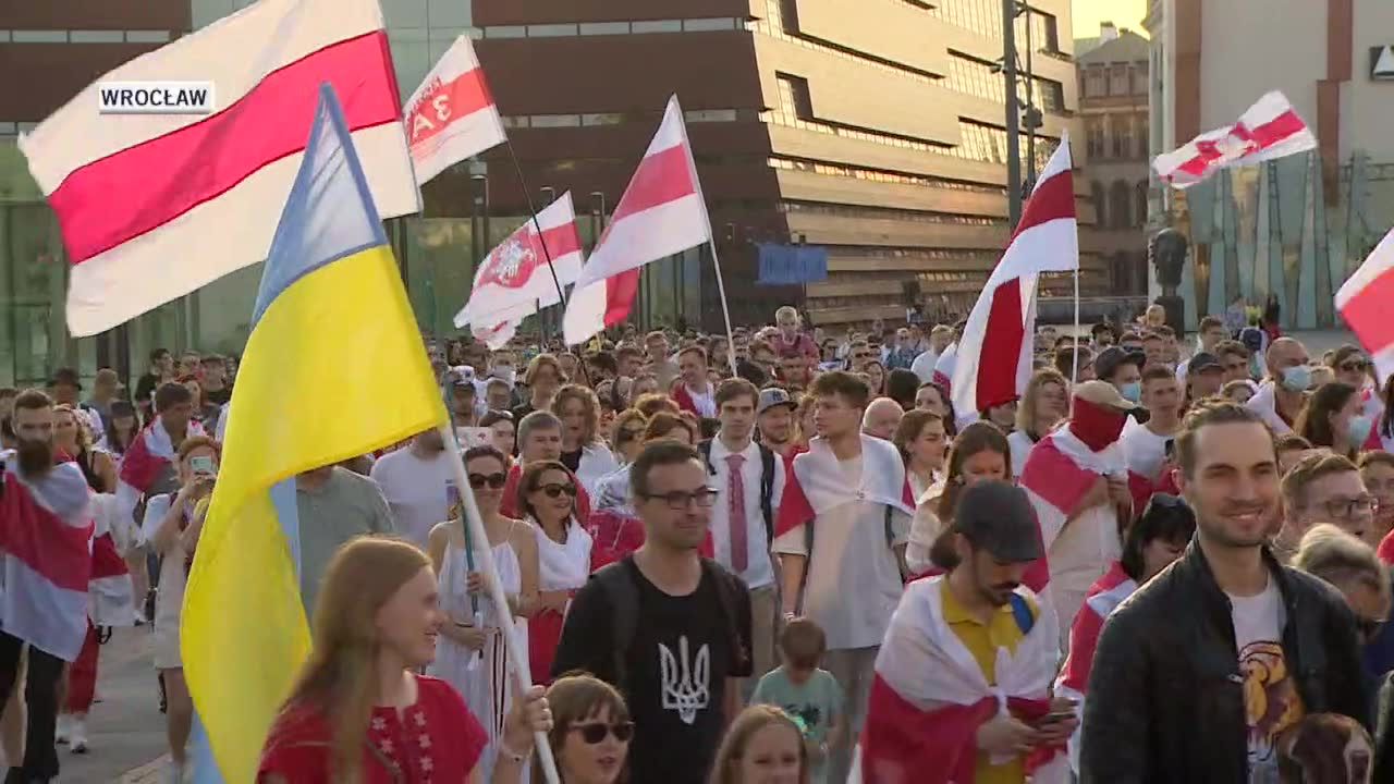 We Wrocławiu, Gdańsku i Krakowie manifestowano w geście solidarności z Białorusią