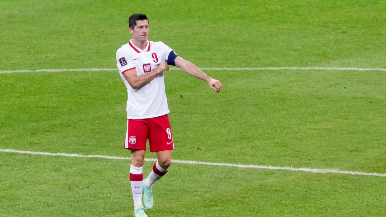 Czy Robert Lewandowski jest najlepiej zarabiającym piłkarzem w Barcelonie?