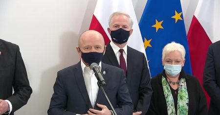 “Władza autorytarna chce podsłuchiwać, mieć haki obywateli”. W poniedziałek rusza senacka komisja ws. inwigilacji Pegasusem