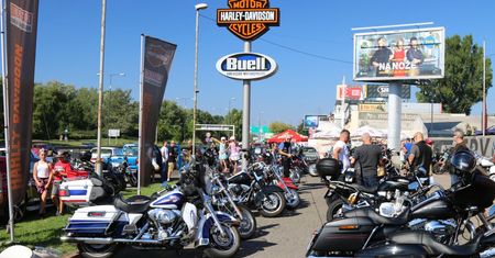 American Day 6 - piknik miłośników amerykańskiej motoryzacji