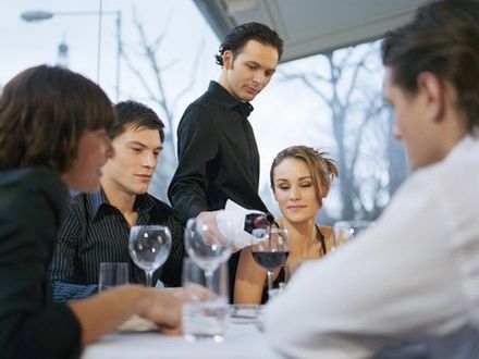 Kluby kolacyjne – jak to się je?