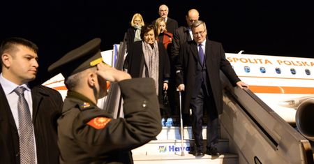 Prezydent z misją w Turcji. Rozmawia o Krymie