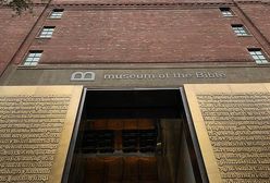 W Muzeum Biblii chciał pokazywać eksponaty z przemytu. Trafiły do USA jako "kafelki ceramiczne"