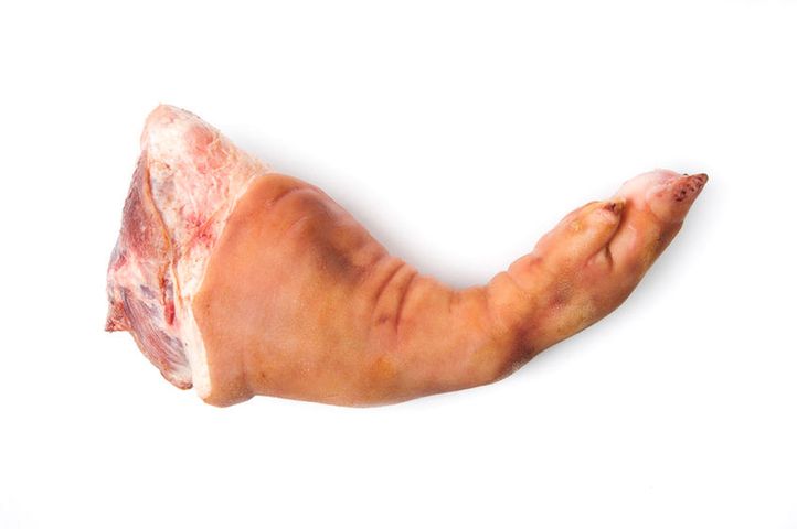 Surowa noga wieprzowa