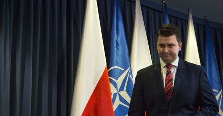 Misiewicz złamał dyscyplinę finansową. Kary nie będzie