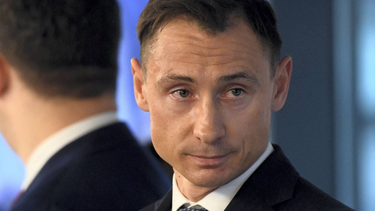 PAP / Radek Pietruszka / Na zdjęciu: Maciej Sawicki