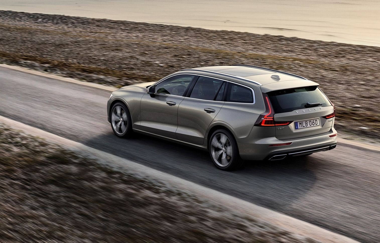 Nowe Volvo V60 opłaca się bardziej od niemieckich kombi