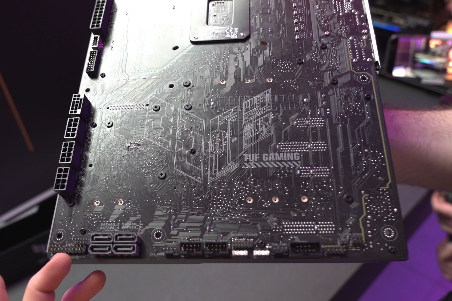 ASUS Computex 2023 - Komputer bez kabli 3