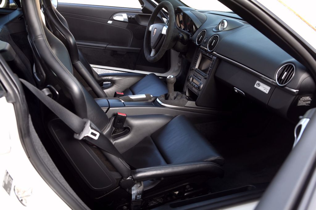 Delavilla Porsche Cayman R1