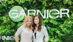 Kasia Bujakiewicz i Agnieszka Więdłocha w kampanii „#Naturalnierazem” kosmetyków Garnier