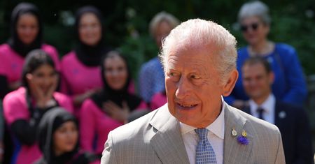 Pierwszy raz w historii. Karol III ujawnił, ile odprowadził do fiskusa