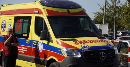 Nowy ambulans dla Wojewódzkiego Szpitala Specjalistycznego w Lublinie. Będzie służyć do ratownictwa medycznego