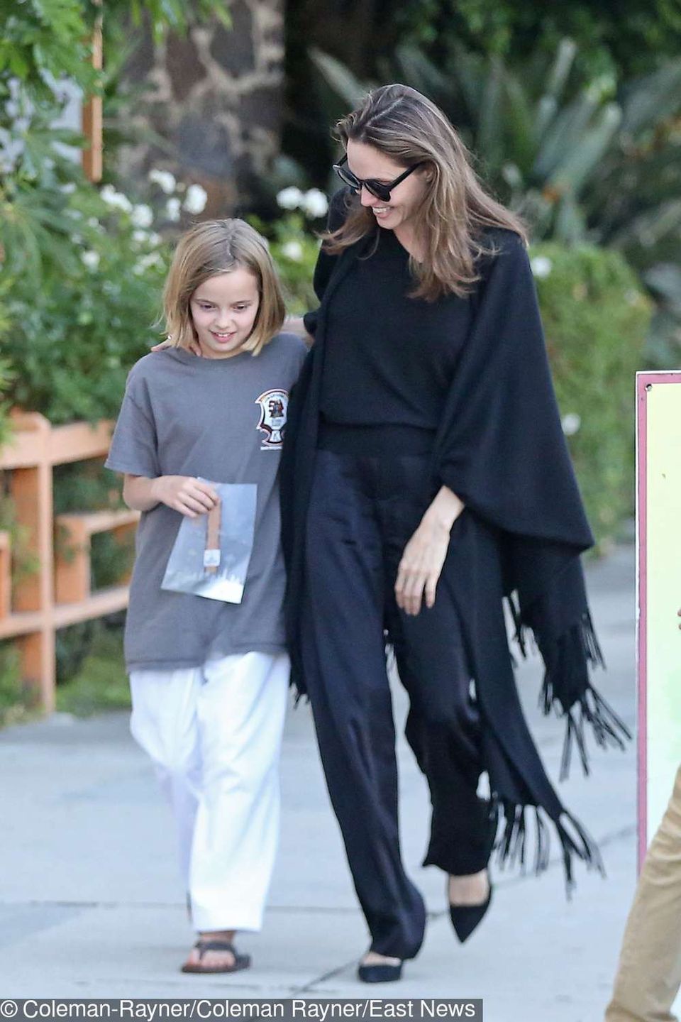 Angelina Jolie z córką Vivienne Jolie-Pitt w dojo karate