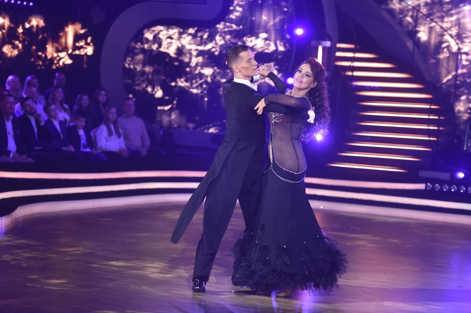 Sylwia Bomba i Jacek Jeschke - Taniec z gwiazdami 12. Odcinek 6